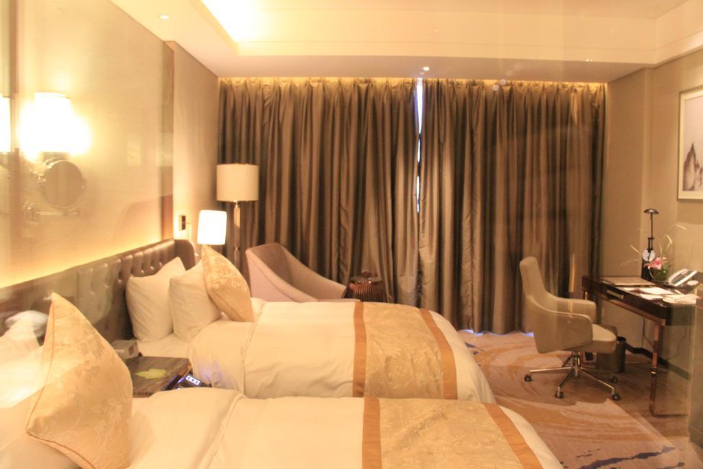 Howard Johnson Qinlu Plaza Yingtan Εξωτερικό φωτογραφία